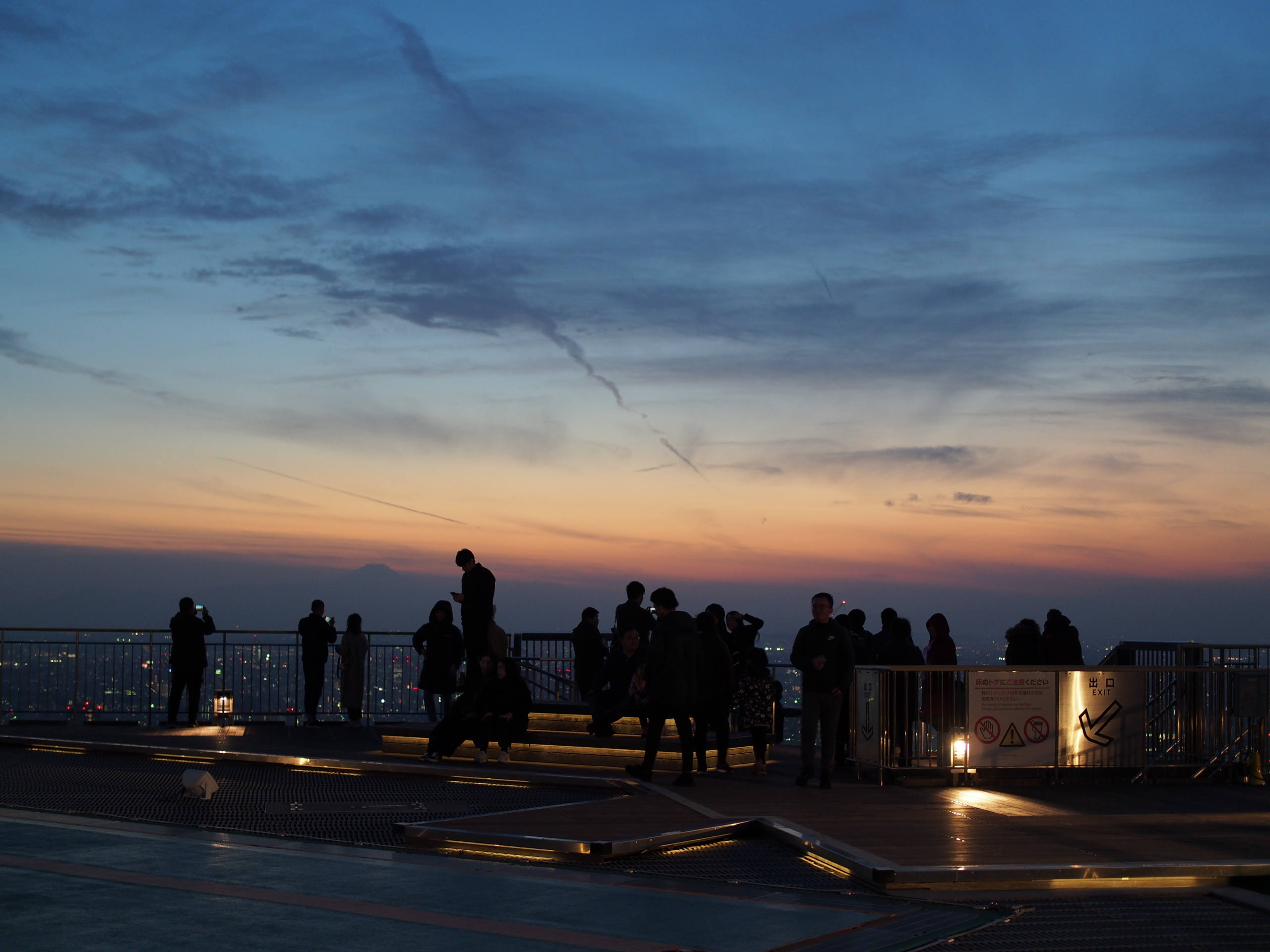 MADO LOUNGE（六本木）